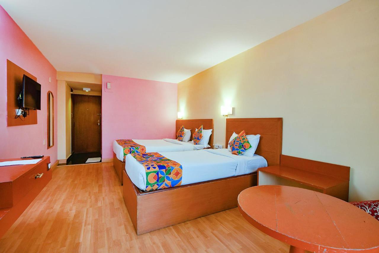 Fabhotel Khems Shoram Palace Road Ooty Exterior foto