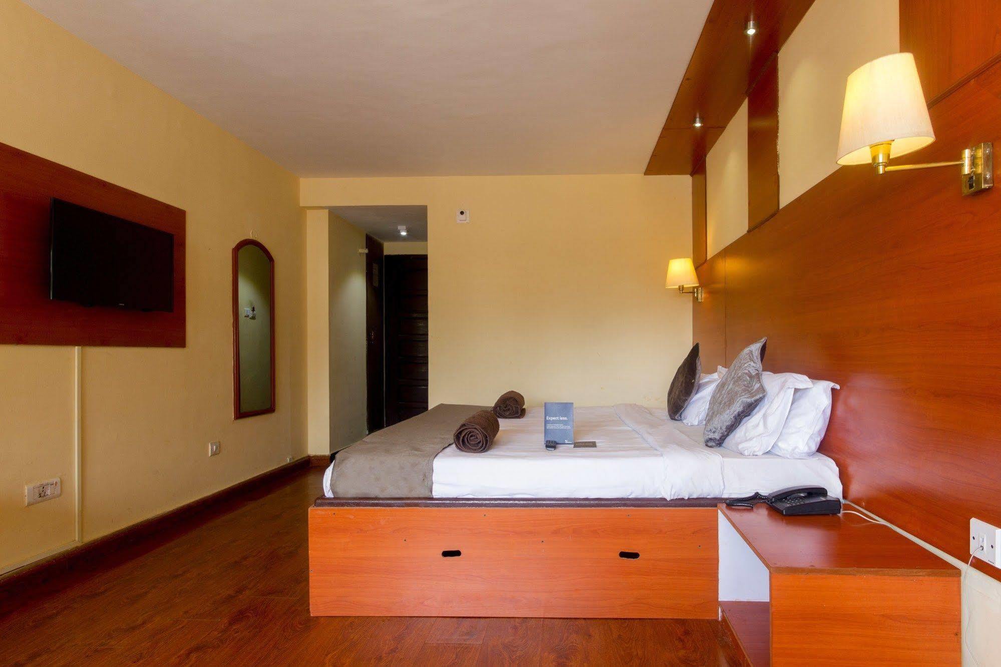 Fabhotel Khems Shoram Palace Road Ooty Exterior foto